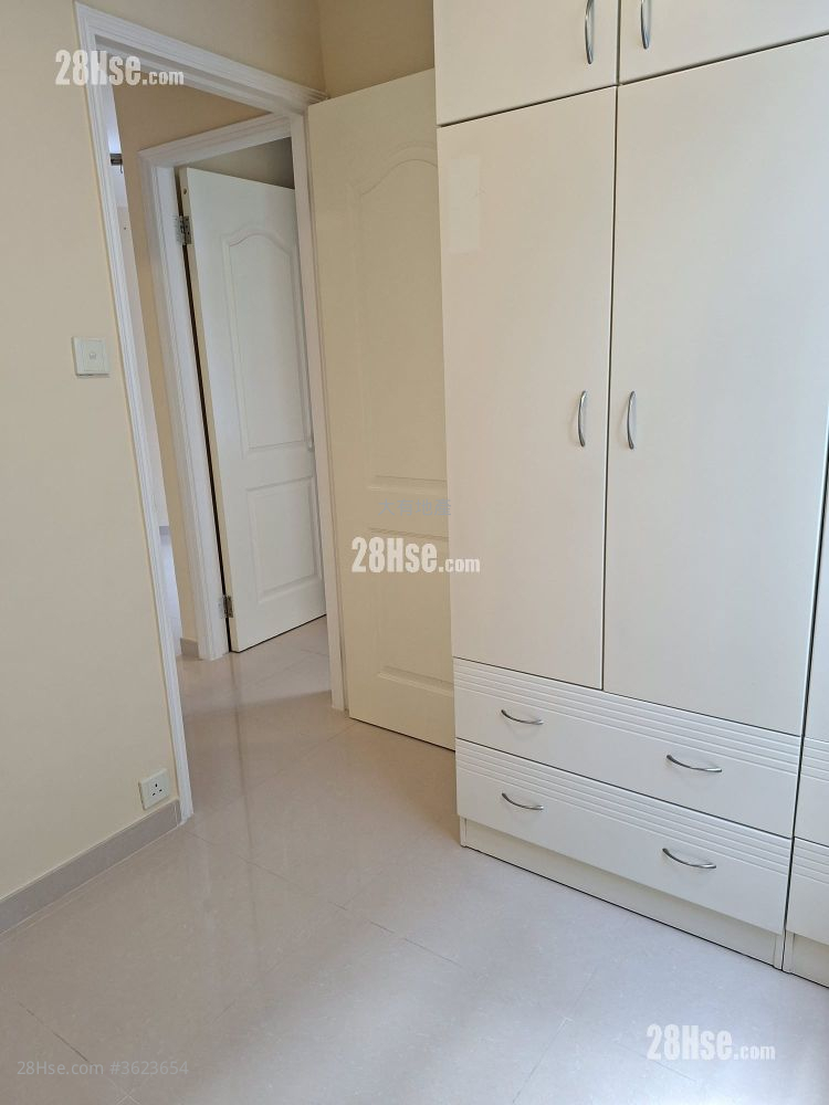 Whampoa Garden Rental 2 Bedrooms , 1 Bathroom 389 ft² Whampoa Garden Rental 2 Bedrooms , 1 Bathroom 389 ft²