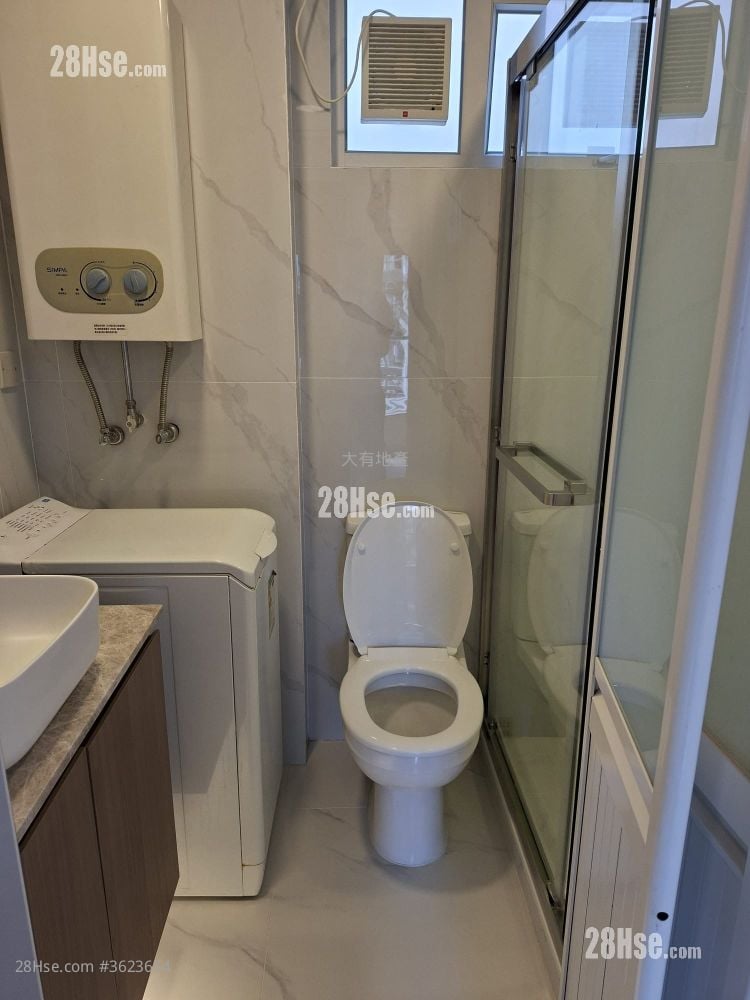 Whampoa Garden Rental 2 Bedrooms , 1 Bathroom 389 ft² Whampoa Garden Rental 2 Bedrooms , 1 Bathroom 389 ft²