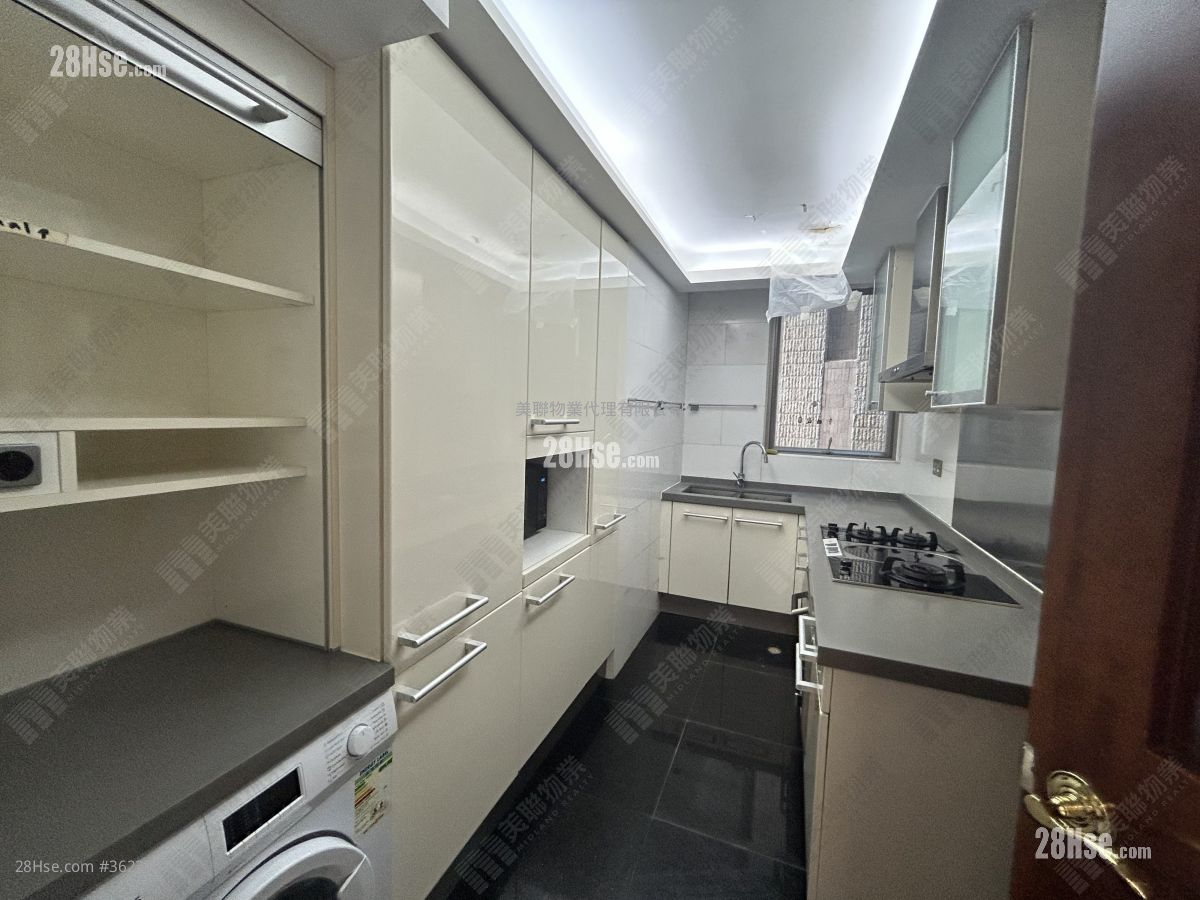 Mount Beacon Rental 4 Bedrooms , 2 Bathrooms 1,161 ft² Mount Beacon Rental 4 Bedrooms , 2 Bathrooms 1,161 ft²