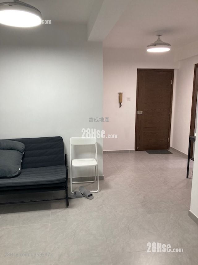 Ho Shun King Building Rental 2 Bedrooms , 1 Bathroom 358 ft²