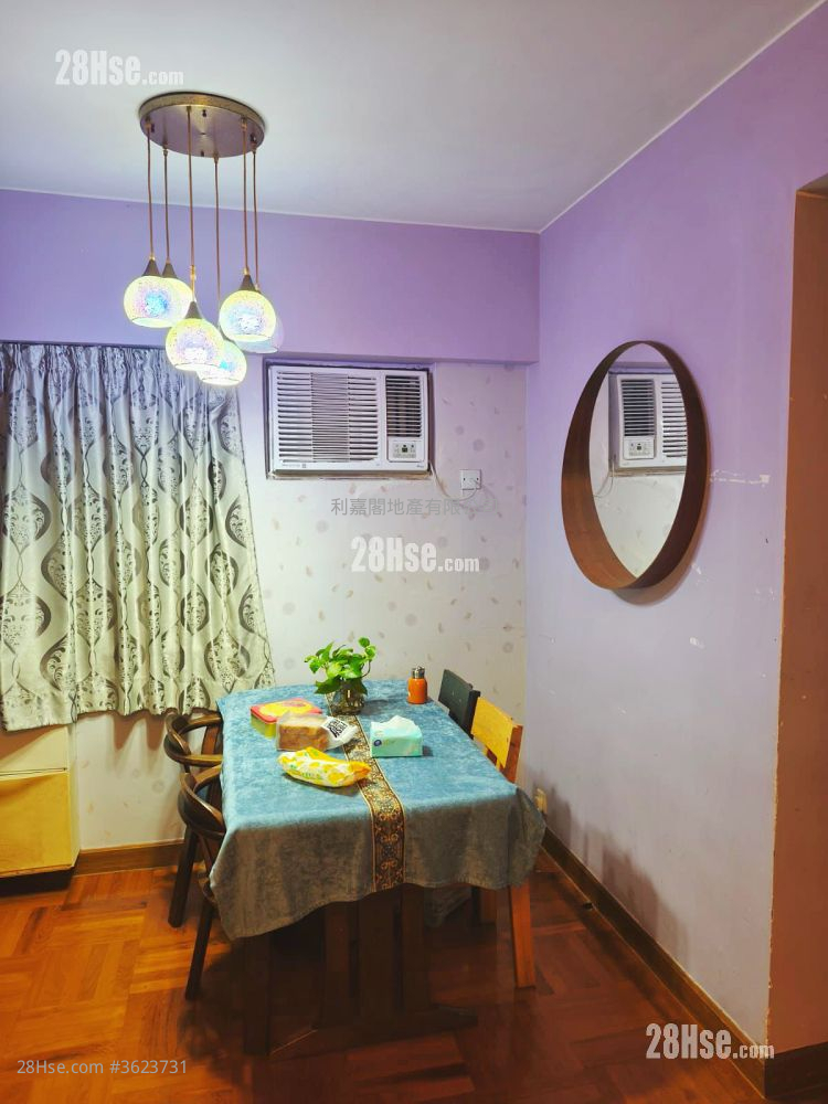 浪翠園 售盤 2 房 477 平方呎 浪翠園 售盤 2 房 477 平方呎