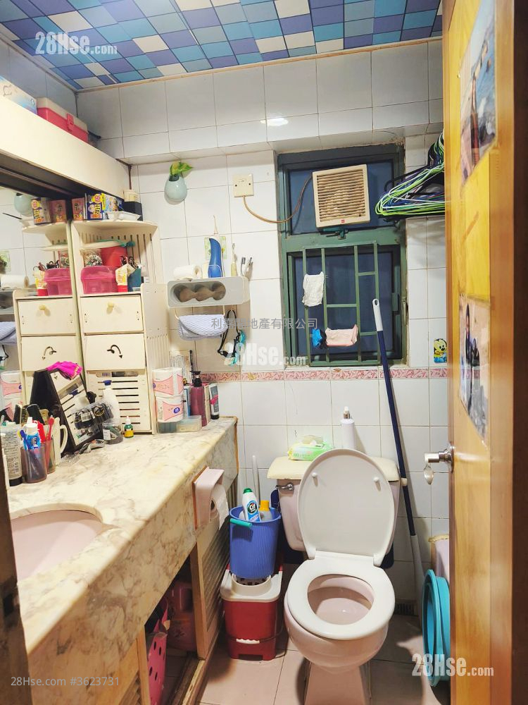 浪翠園 售盤 2 房 477 平方呎 浪翠園 售盤 2 房 477 平方呎