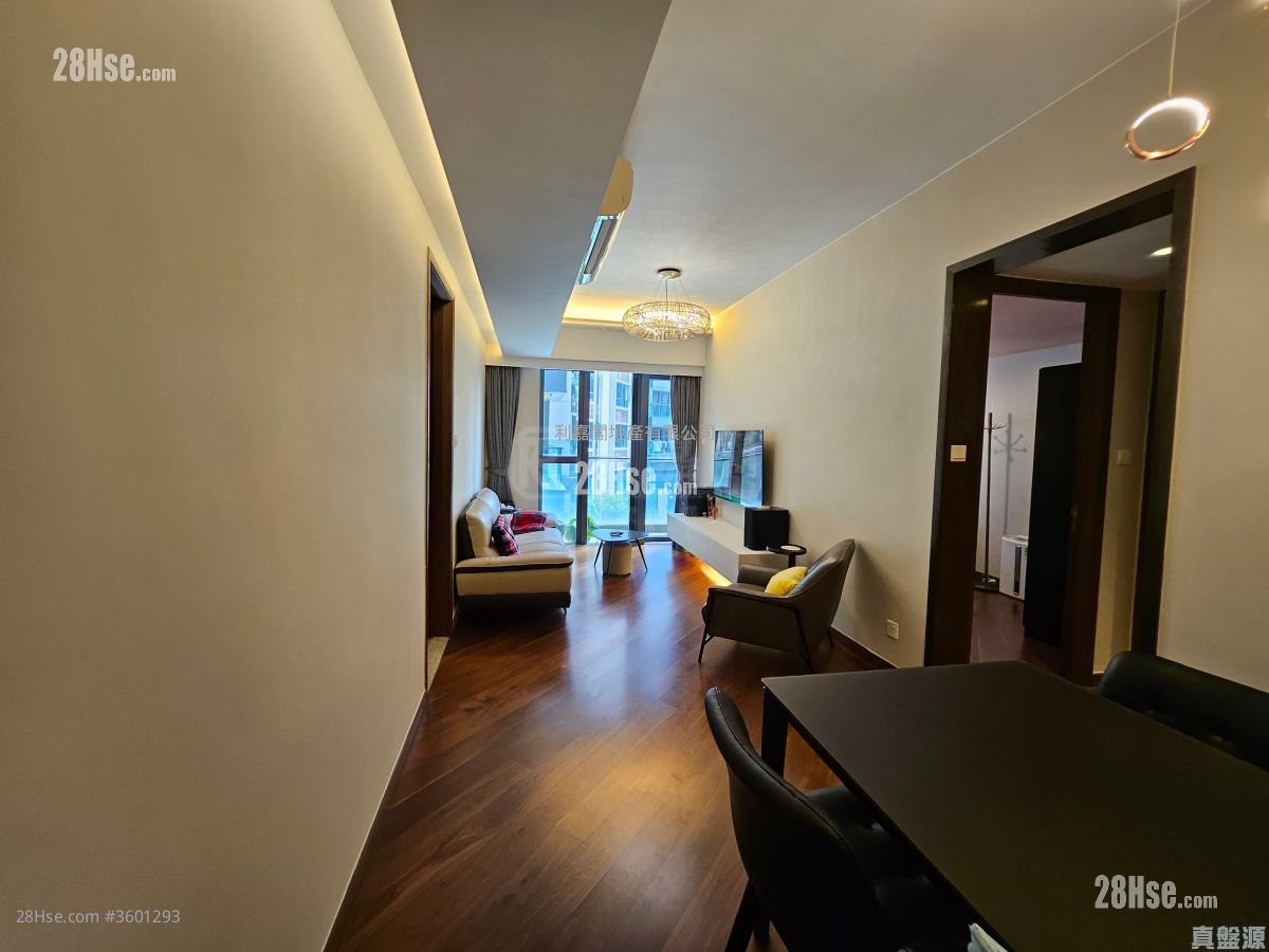 Parc Inverness Sell 2 Bedrooms , 2 Bathrooms 898 ft²