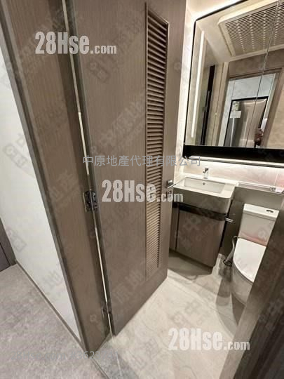 Novo Land Sell Studio , 1 Bathroom 235 ft² Novo Land Sell Studio , 1 Bathroom 235 ft²