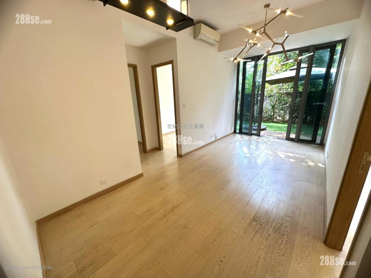 The Bloomsway Rental 3 Bedrooms , 2 Bathrooms 818 ft² The Bloomsway Rental 3 Bedrooms , 2 Bathrooms 818 ft²