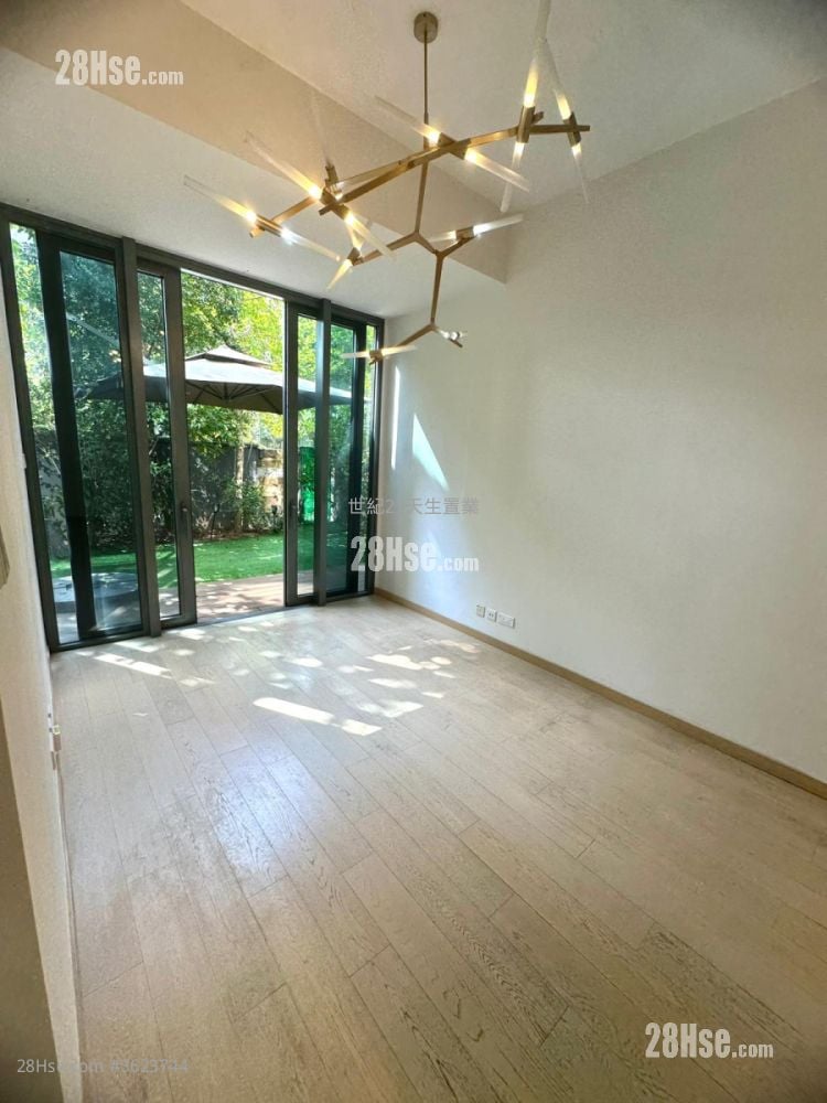 The Bloomsway Rental 3 Bedrooms , 2 Bathrooms 818 ft² The Bloomsway Rental 3 Bedrooms , 2 Bathrooms 818 ft²