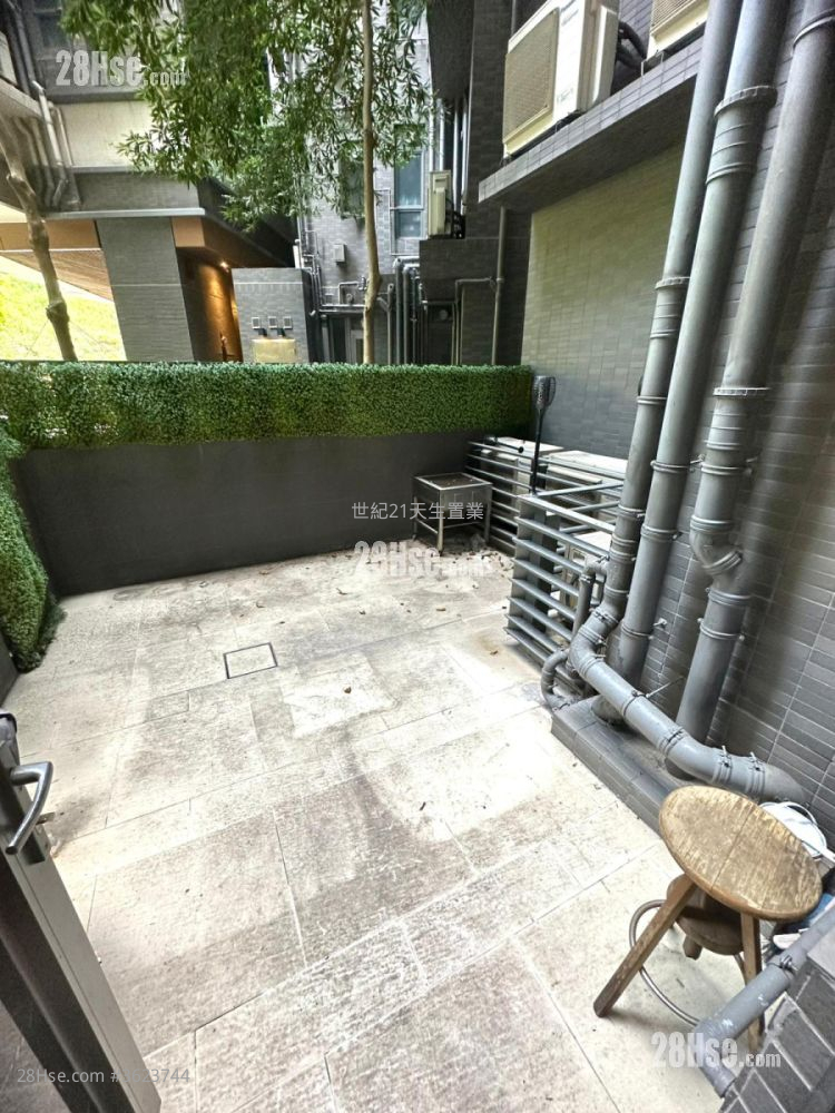 The Bloomsway Rental 3 Bedrooms , 2 Bathrooms 818 ft² The Bloomsway Rental 3 Bedrooms , 2 Bathrooms 818 ft²