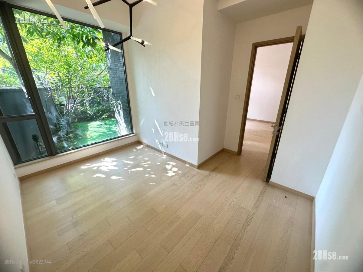 The Bloomsway Rental 3 Bedrooms , 2 Bathrooms 818 ft² The Bloomsway Rental 3 Bedrooms , 2 Bathrooms 818 ft²