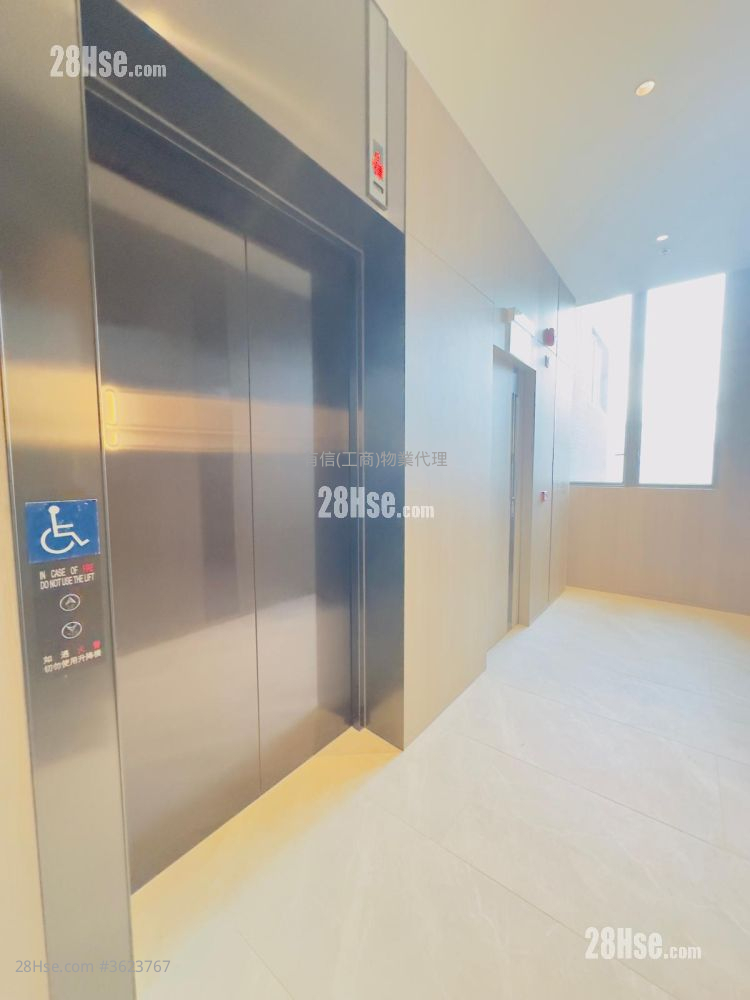 Dr. Kong Centre Rental 2 Toilets Dr. Kong Centre Rental 2 Toilets