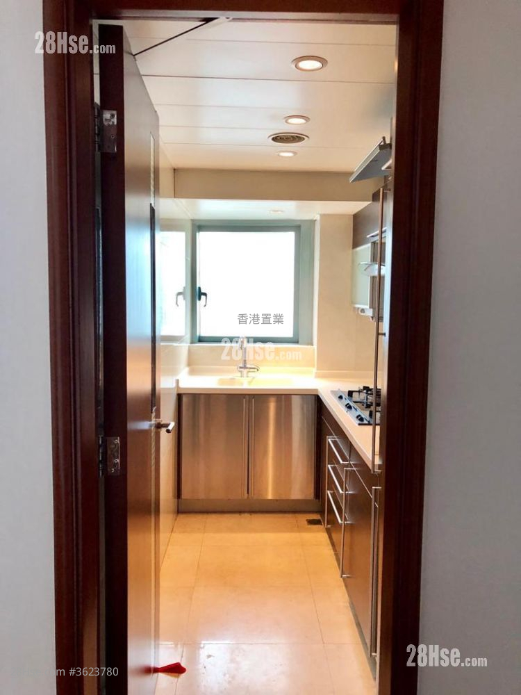 The Harbourside Rental 743 ft² The Harbourside Rental 743 ft²