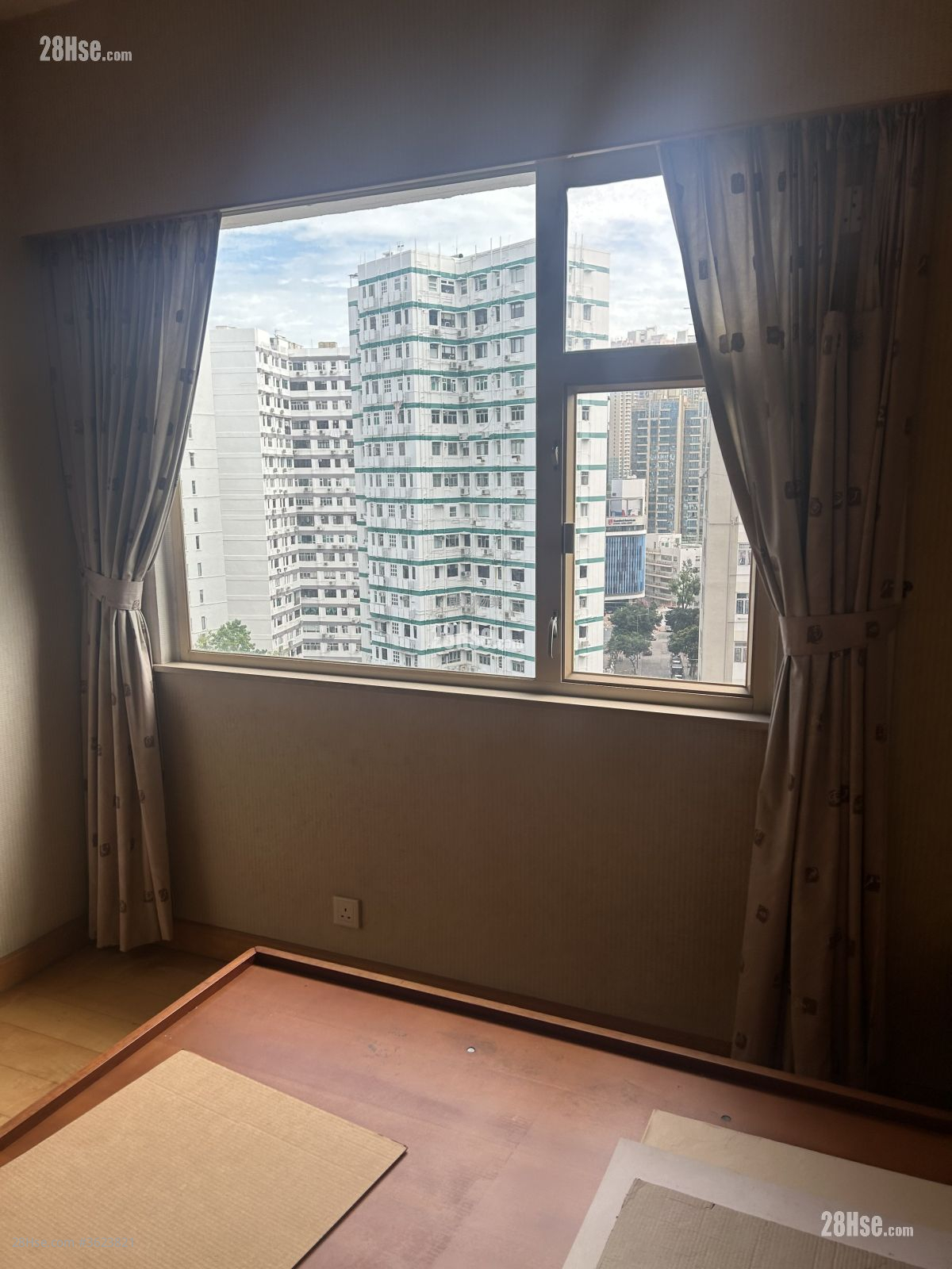 怡安閣 售盤 3 房 , 3 浴室 976 平方呎 怡安閣 售盤 3 房 , 3 浴室 976 平方呎