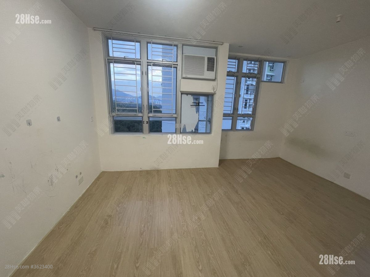 山麗苑 售盤 1 浴室 385 平方呎 山麗苑 售盤 1 浴室 385 平方呎