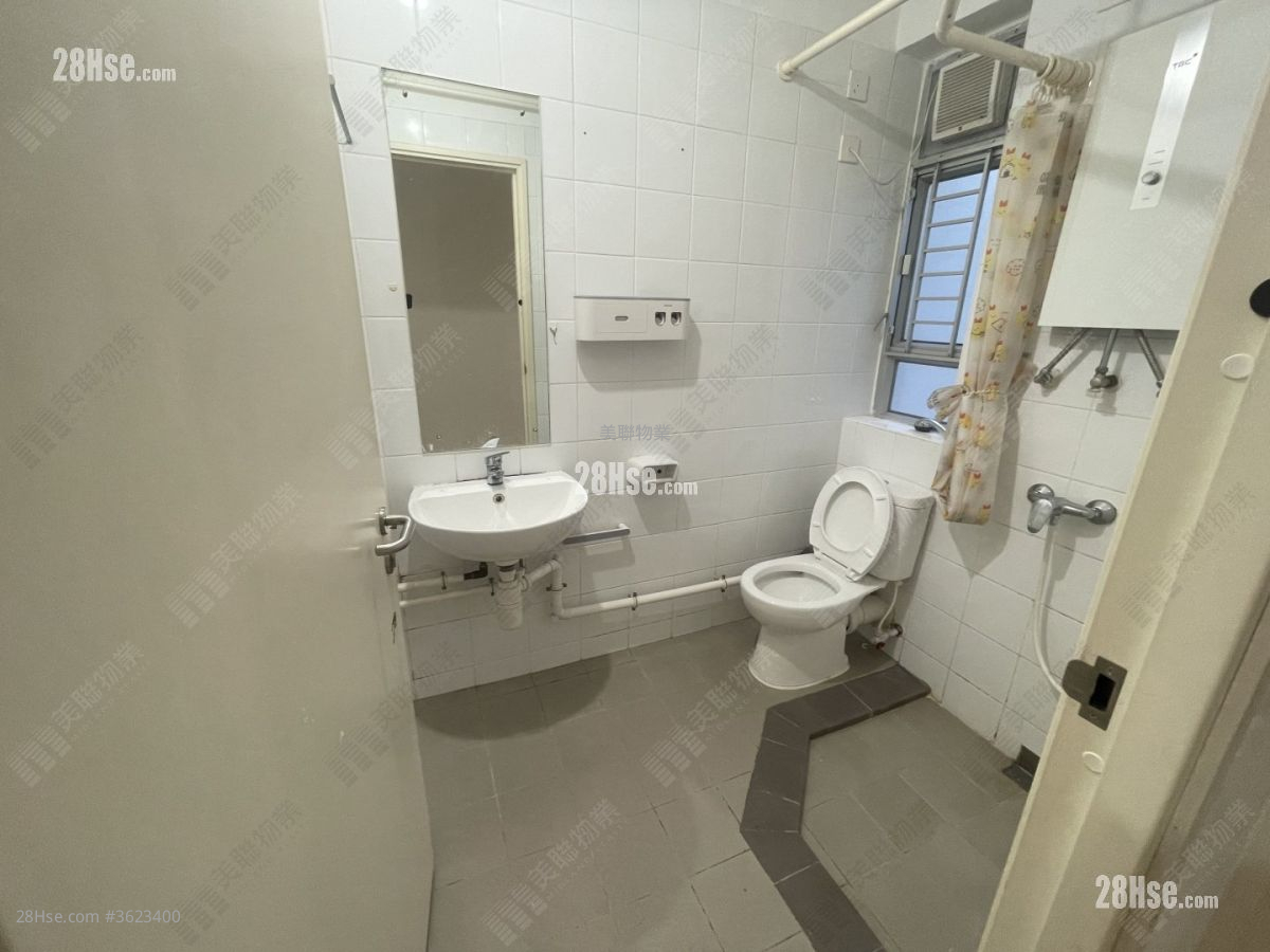 山麗苑 售盤 1 浴室 385 平方呎 山麗苑 售盤 1 浴室 385 平方呎