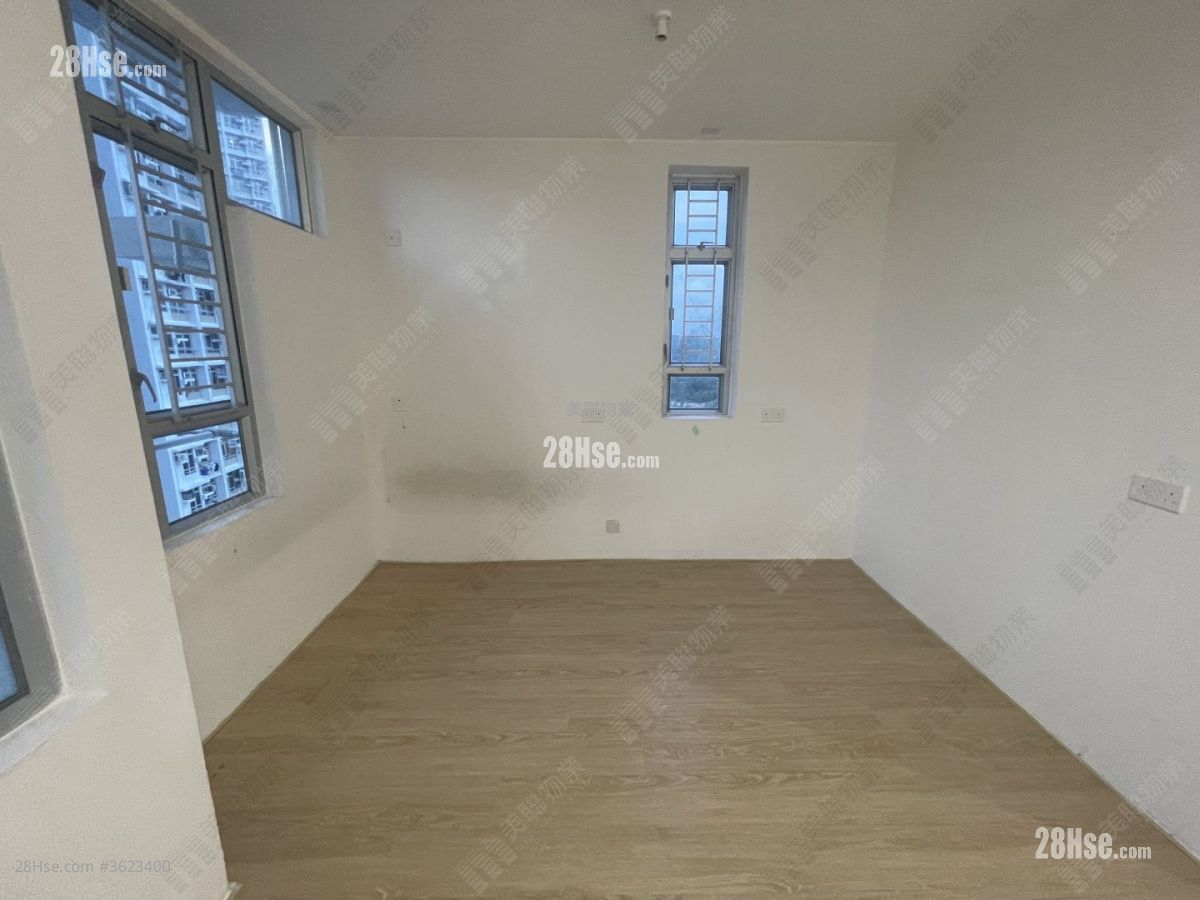 山麗苑 售盤 1 浴室 385 平方呎 山麗苑 售盤 1 浴室 385 平方呎