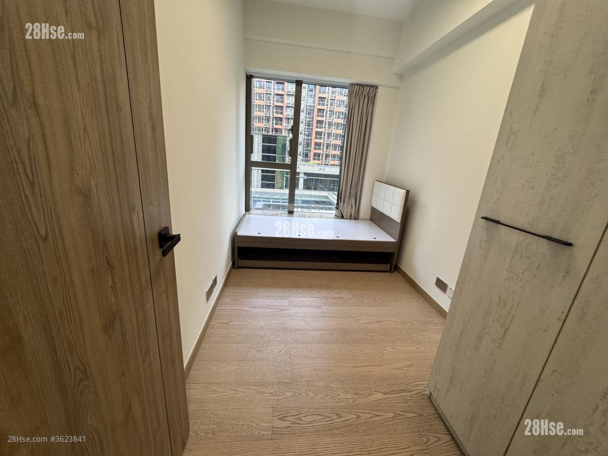 海日灣 II 售盤 3 房 , 3 浴室 1,041 平方呎 海日灣 II 售盤 3 房 , 3 浴室 1,041 平方呎