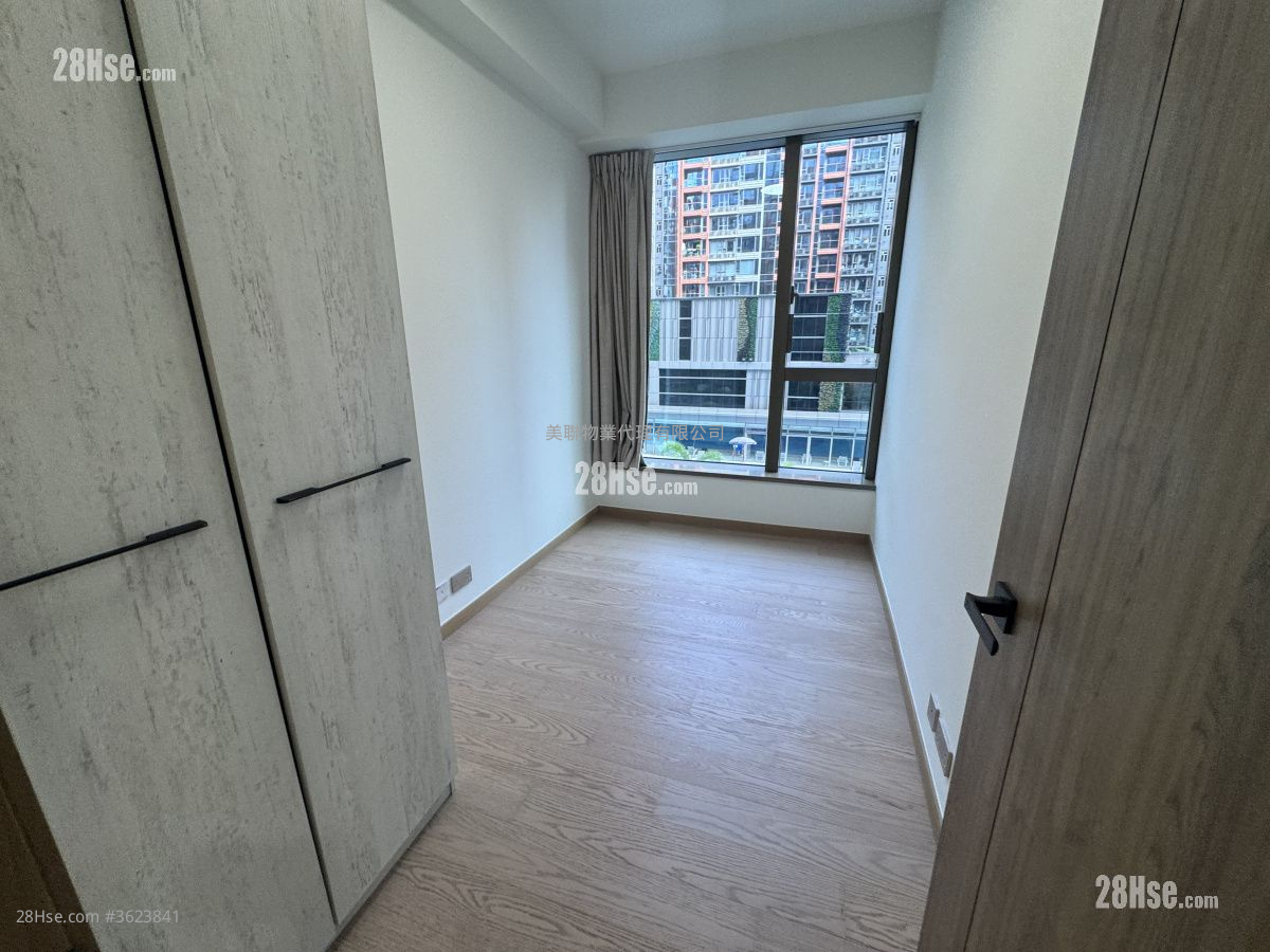 海日灣 II 售盤 3 房 , 3 浴室 1,041 平方呎 海日灣 II 售盤 3 房 , 3 浴室 1,041 平方呎