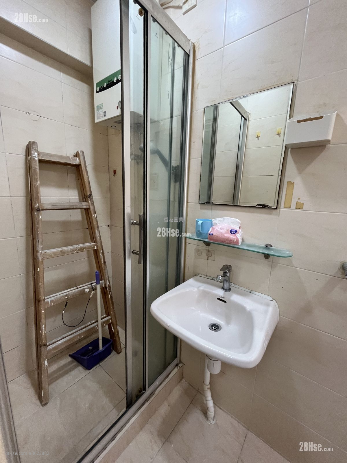 偉景樓 租盤 2 房 , 1 浴室 379 平方呎 偉景樓 租盤 2 房 , 1 浴室 379 平方呎