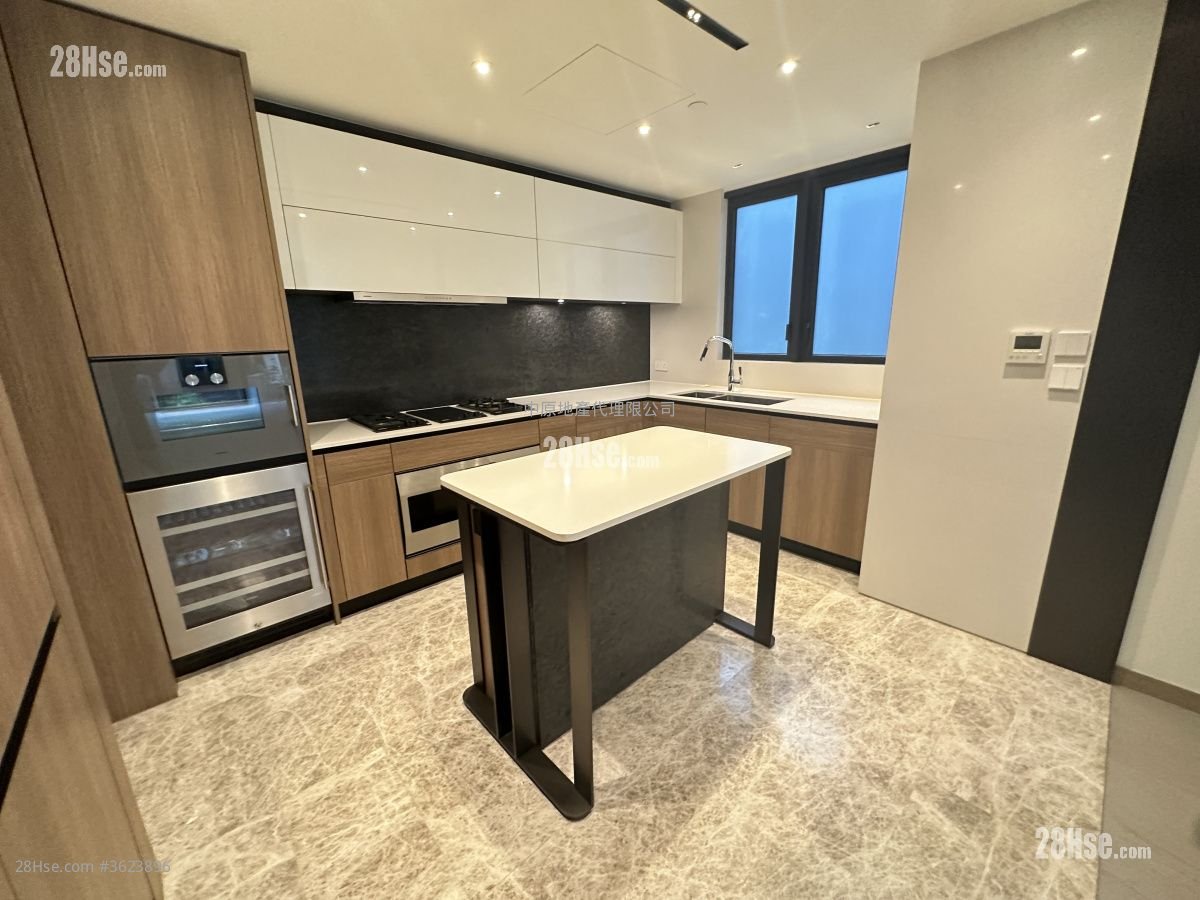 Villa Lucca Rental 4 Bedrooms , 3 Bathrooms 1,477 ft² Villa Lucca Rental 4 Bedrooms , 3 Bathrooms 1,477 ft²