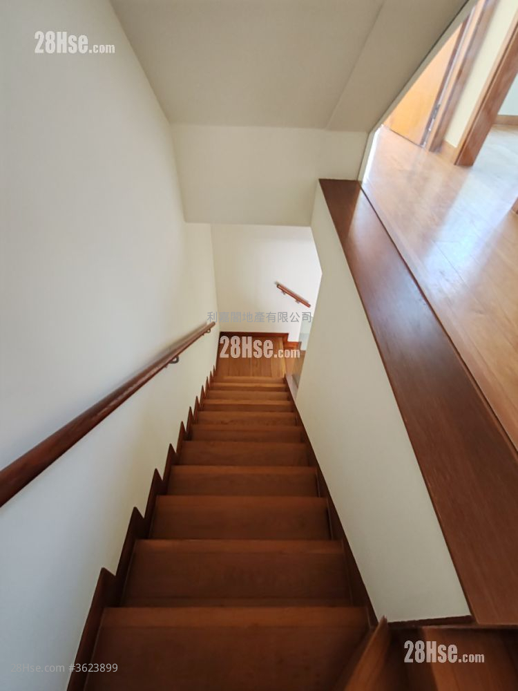 The Green Rental 3 Bedrooms , 2 Bathrooms 1,315 ft² The Green Rental 3 Bedrooms , 2 Bathrooms 1,315 ft²