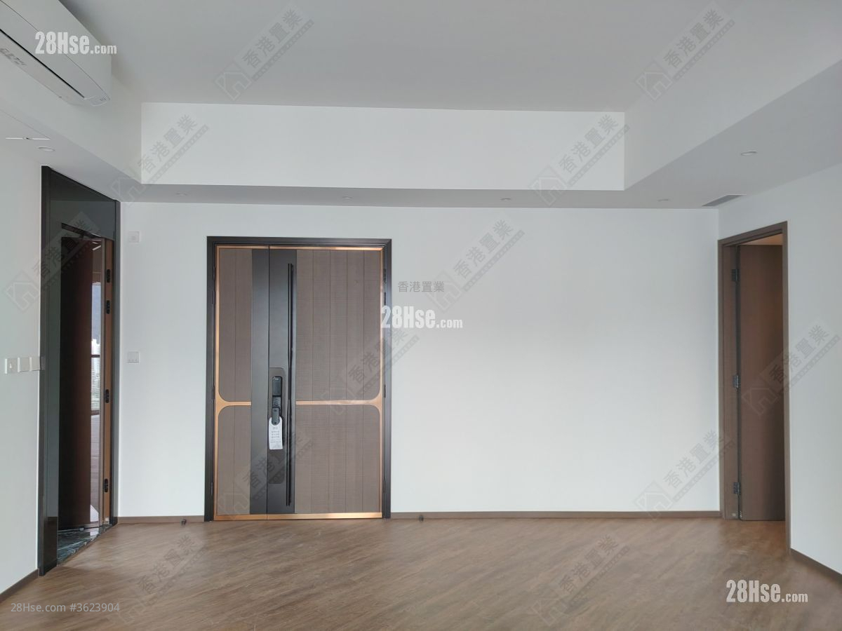 天璽天 租盤 4 房 , 3 浴室 1,367 平方呎 天璽天 租盤 4 房 , 3 浴室 1,367 平方呎