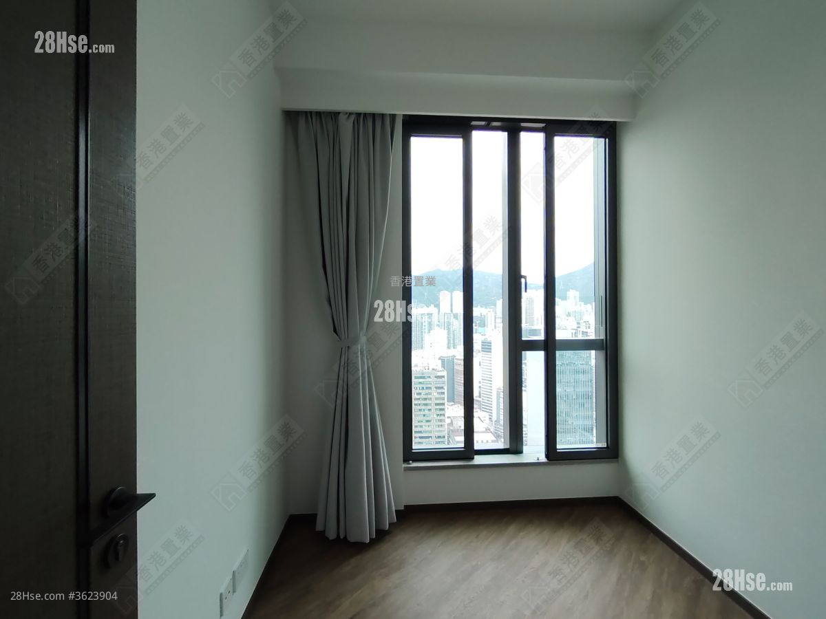 天璽天 租盤 4 房 , 3 浴室 1,367 平方呎 天璽天 租盤 4 房 , 3 浴室 1,367 平方呎