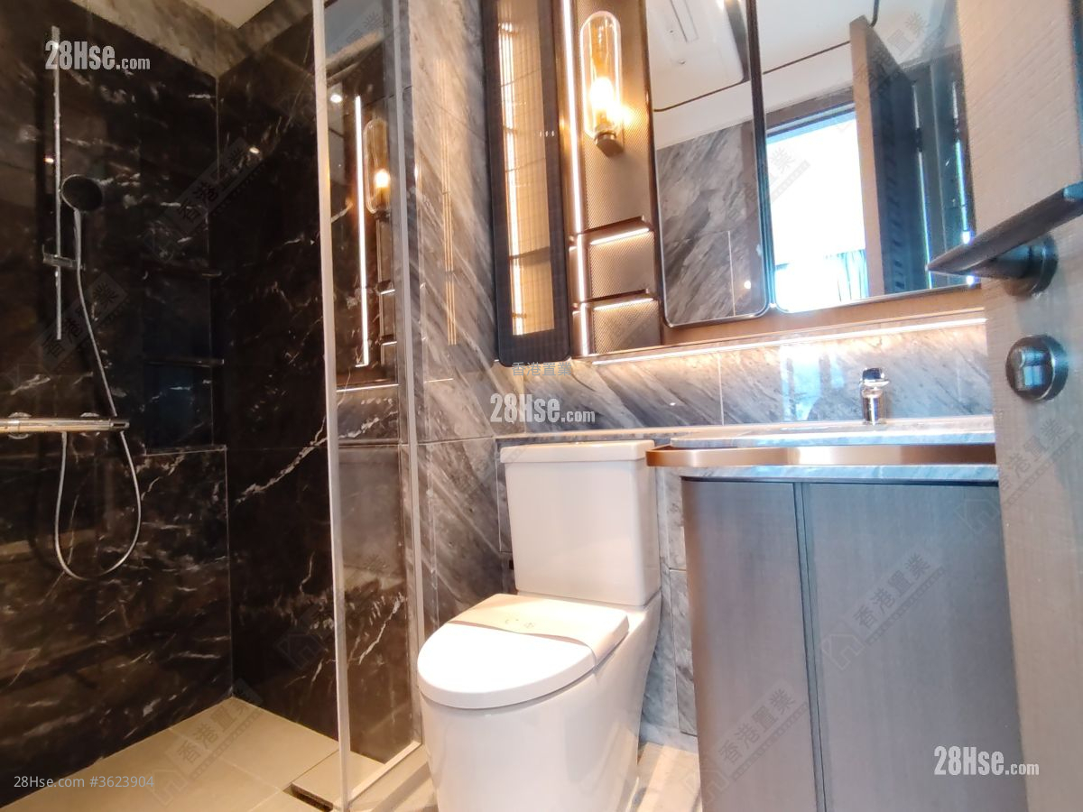 天璽天 租盤 4 房 , 3 浴室 1,367 平方呎 天璽天 租盤 4 房 , 3 浴室 1,367 平方呎