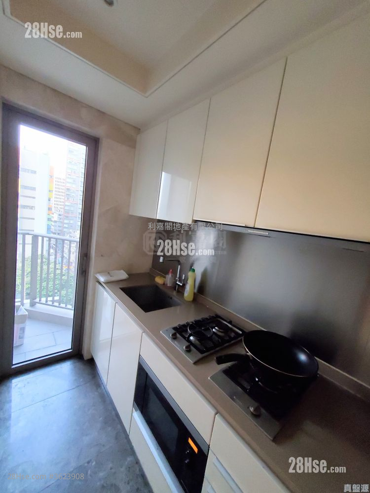 Grand Austin 租盤 2 房 , 1 浴室 580 平方呎 Grand Austin 租盤 2 房 , 1 浴室 580 平方呎