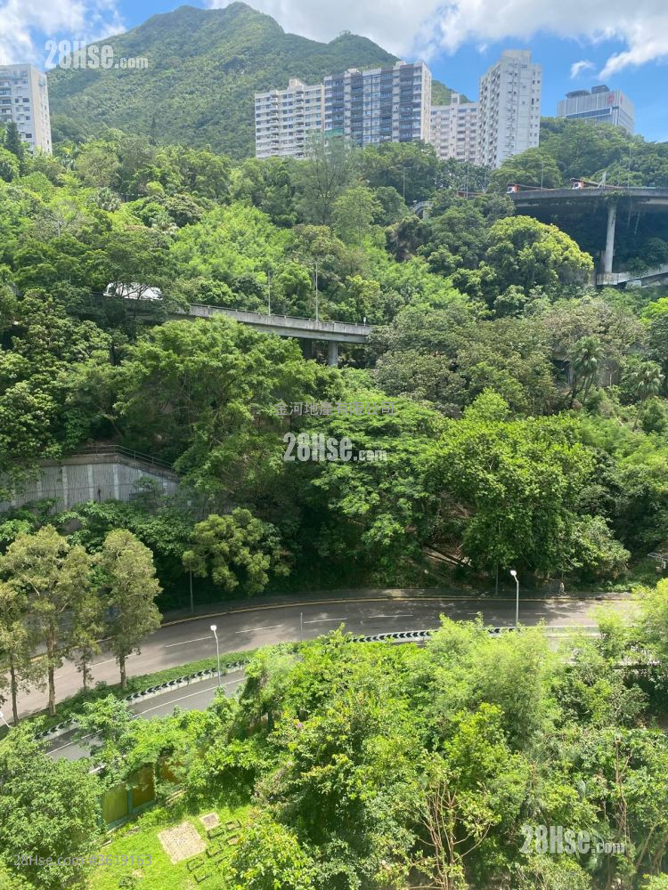 Wah Fai House Sell 2 Bedrooms , 1 Bathroom 416 ft²