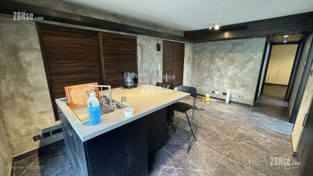 村屋 租盤 3 房 , 2 浴室