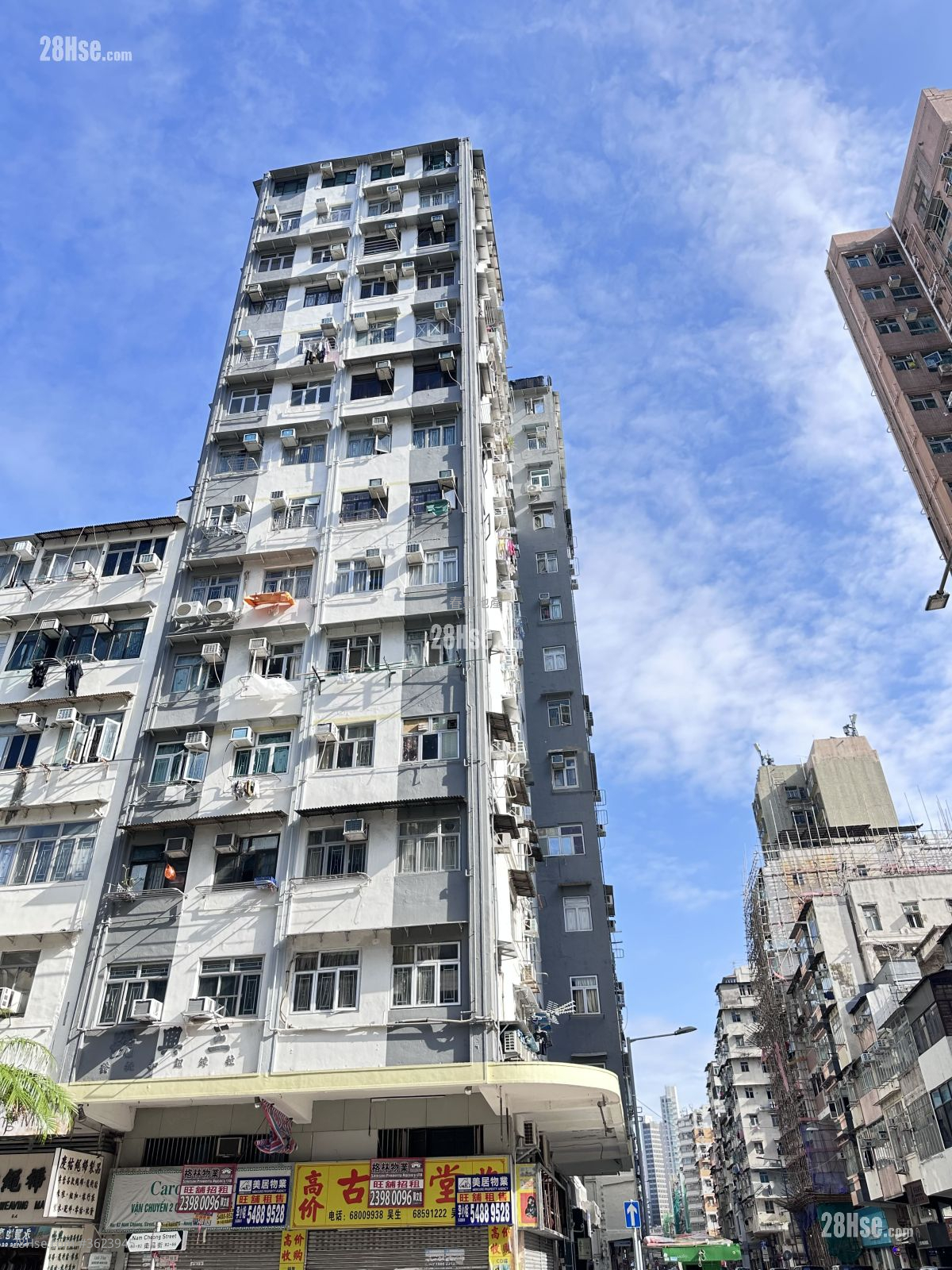 Hang Tat Building Rental 2 Bedrooms , 1 Bathroom 360 ft² Hang Tat Building Rental 2 Bedrooms , 1 Bathroom 360 ft²