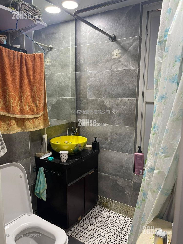 御龍山 售盤 3 房 , 3 浴室 893 平方呎 御龍山 售盤 3 房 , 3 浴室 893 平方呎