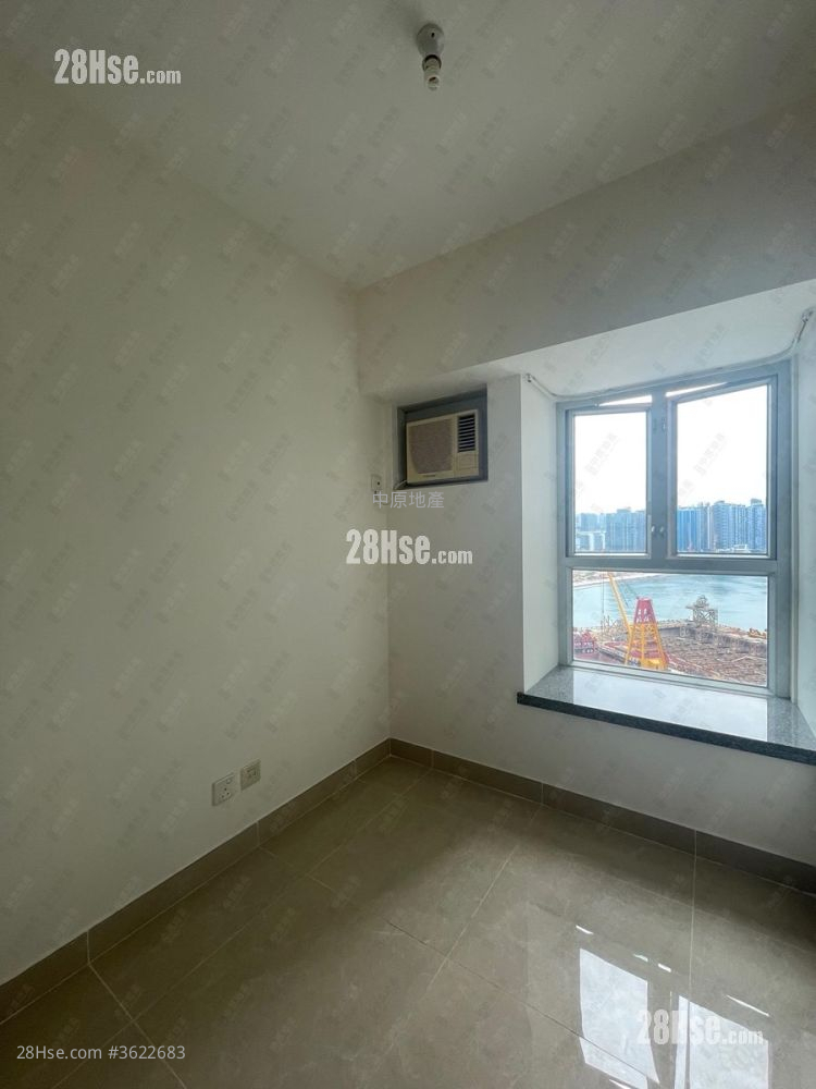 Grand Waterfront Sell 3 Bedrooms , 2 Bathrooms 550 ft² Grand Waterfront Sell 3 Bedrooms , 2 Bathrooms 550 ft²