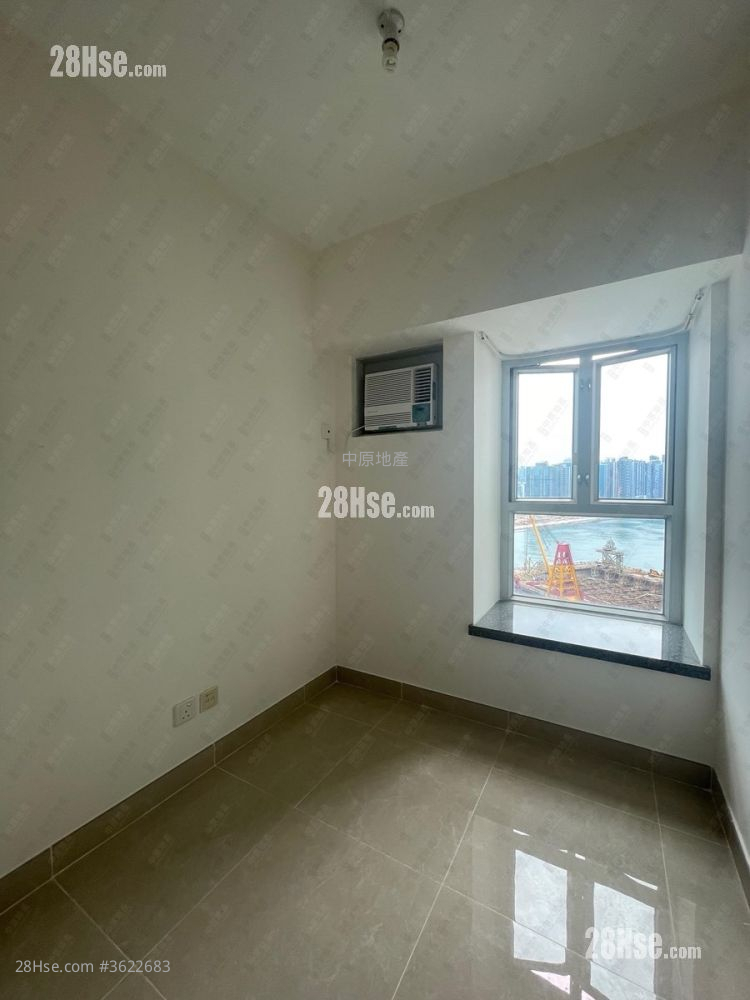 Grand Waterfront Sell 3 Bedrooms , 2 Bathrooms 550 ft² Grand Waterfront Sell 3 Bedrooms , 2 Bathrooms 550 ft²