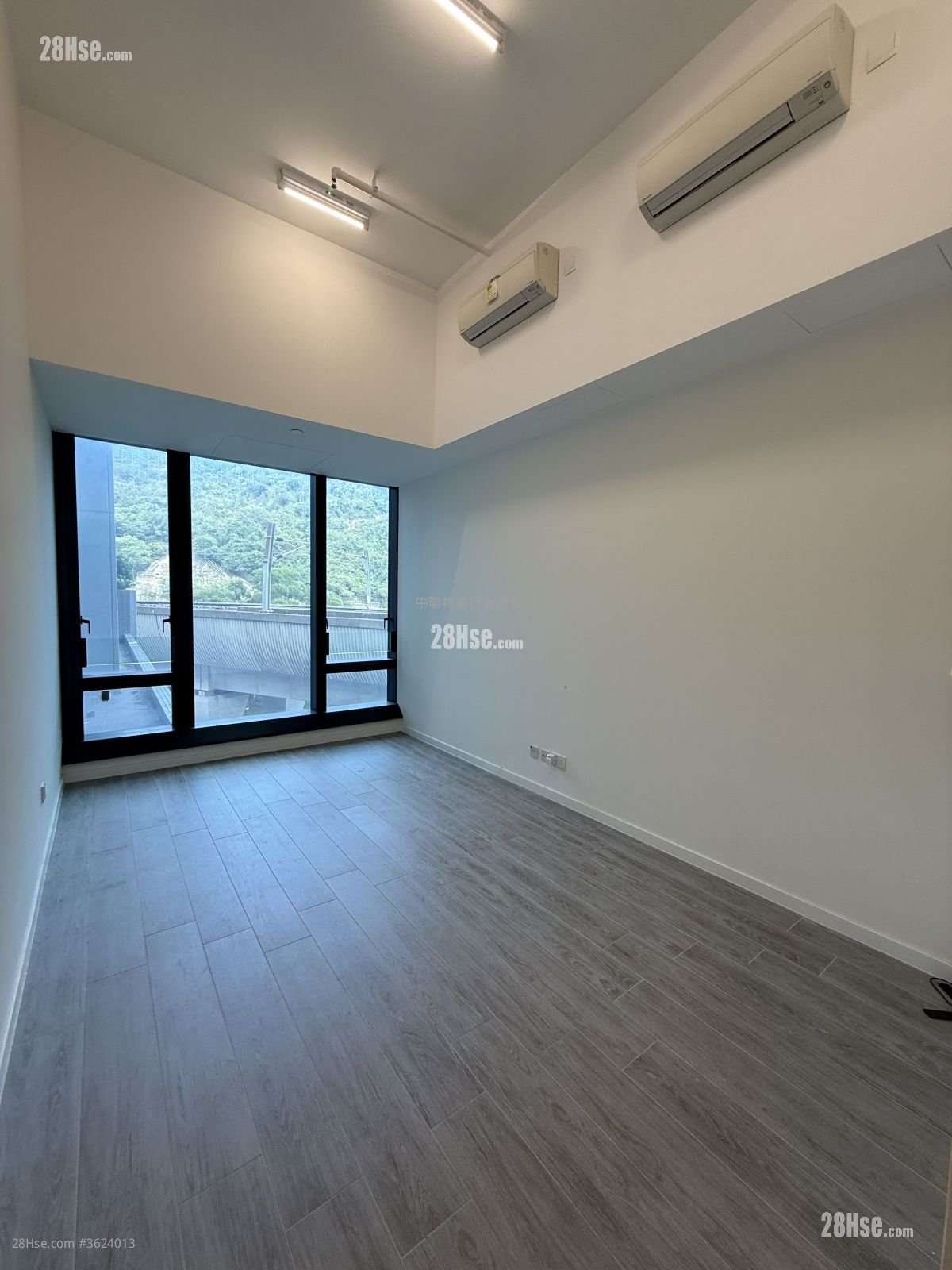 W LUXE 租盤 開放式間隔 , 1 廁所 272 平方呎 W LUXE 租盤 開放式間隔 , 1 廁所 272 平方呎