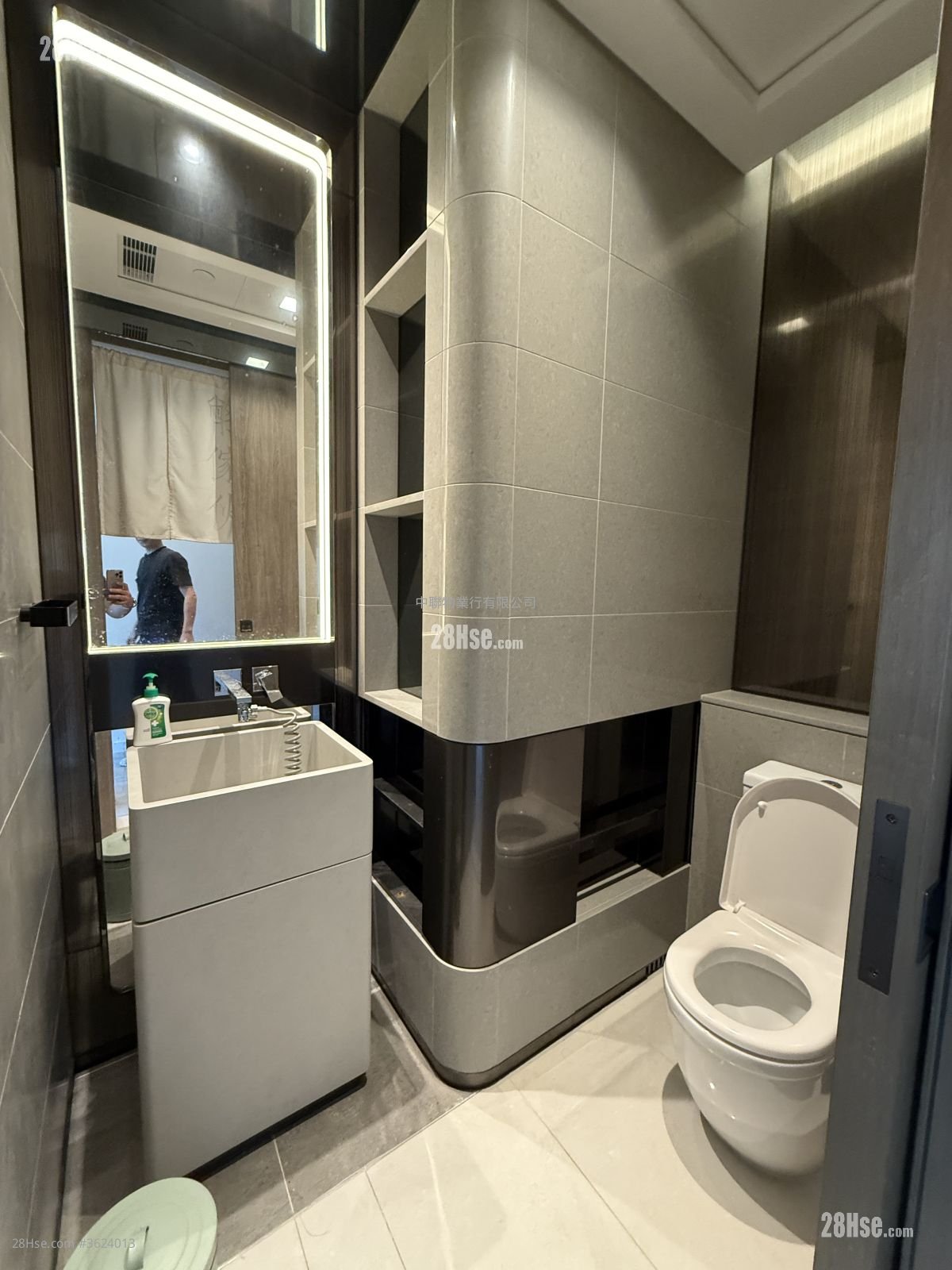 W LUXE 租盤 開放式間隔 , 1 廁所 272 平方呎 W LUXE 租盤 開放式間隔 , 1 廁所 272 平方呎