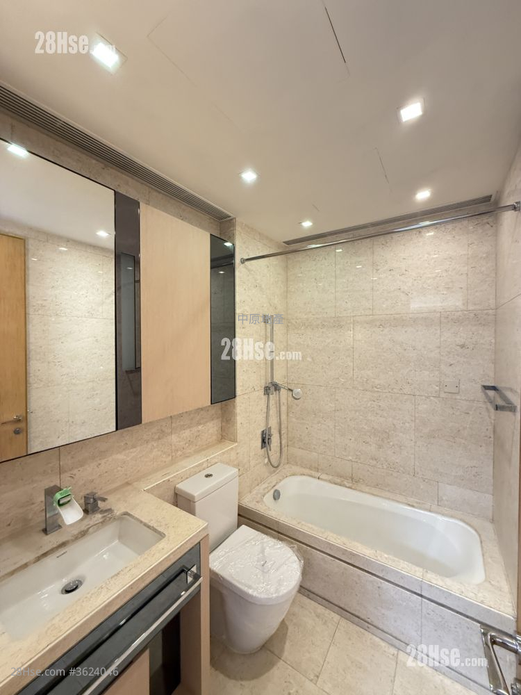 Avignon Rental 2,543 ft² Avignon Rental 2,543 ft²