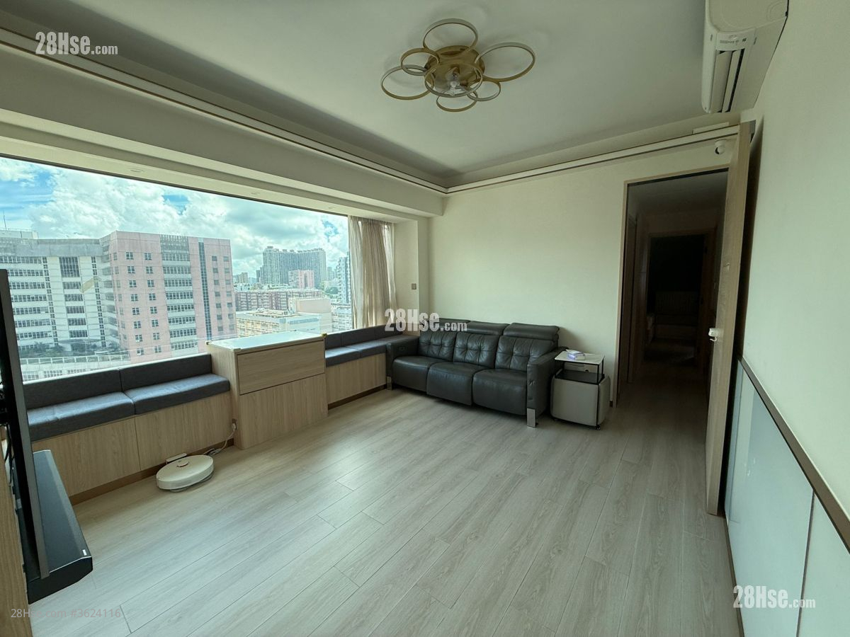 Grand Excelsior Rental 642 ft²