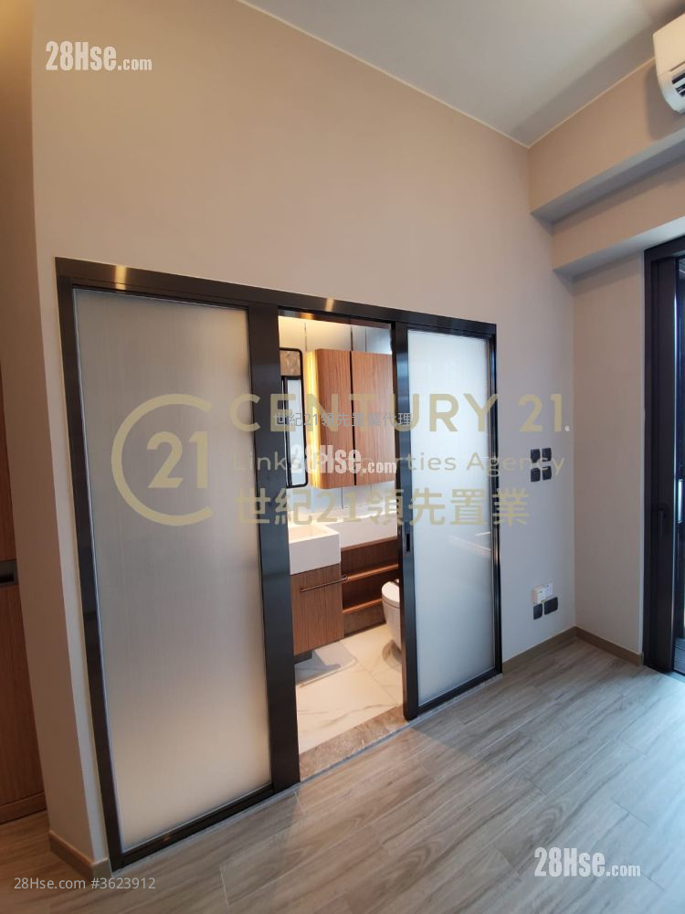 The Vantage Sell 1 Bedroom , 1 Bathroom 189 ft² The Vantage Sell 1 Bedroom , 1 Bathroom 189 ft²