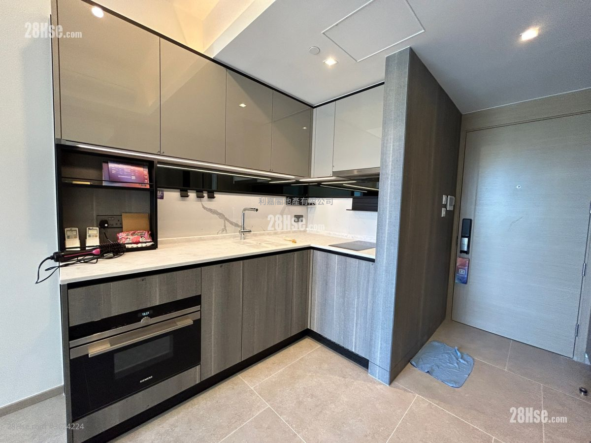 The Yoho Hub Sell 1 Bedroom , 1 Bathroom 349 ft² The Yoho Hub Sell 1 Bedroom , 1 Bathroom 349 ft²