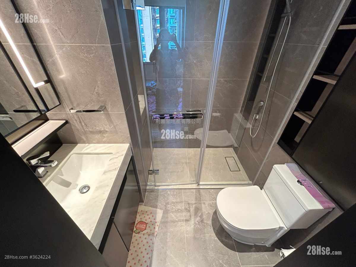 The Yoho Hub Sell 1 Bedroom , 1 Bathroom 349 ft² The Yoho Hub Sell 1 Bedroom , 1 Bathroom 349 ft²