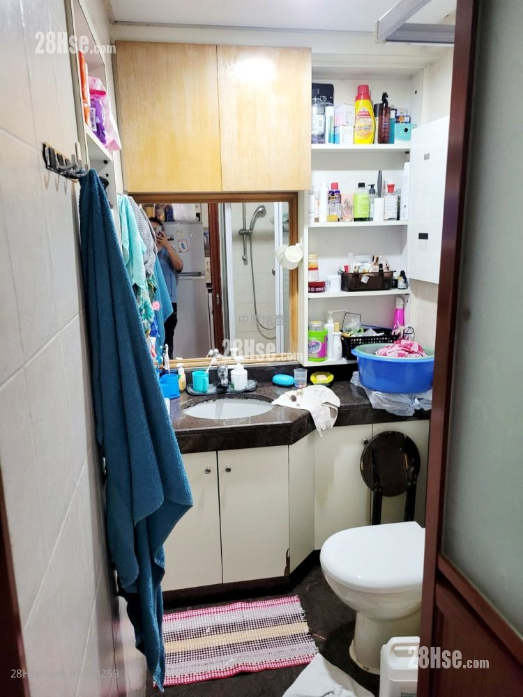 新港城 售盤 2 房 , 1 浴室 338 平方呎 新港城 售盤 2 房 , 1 浴室 338 平方呎