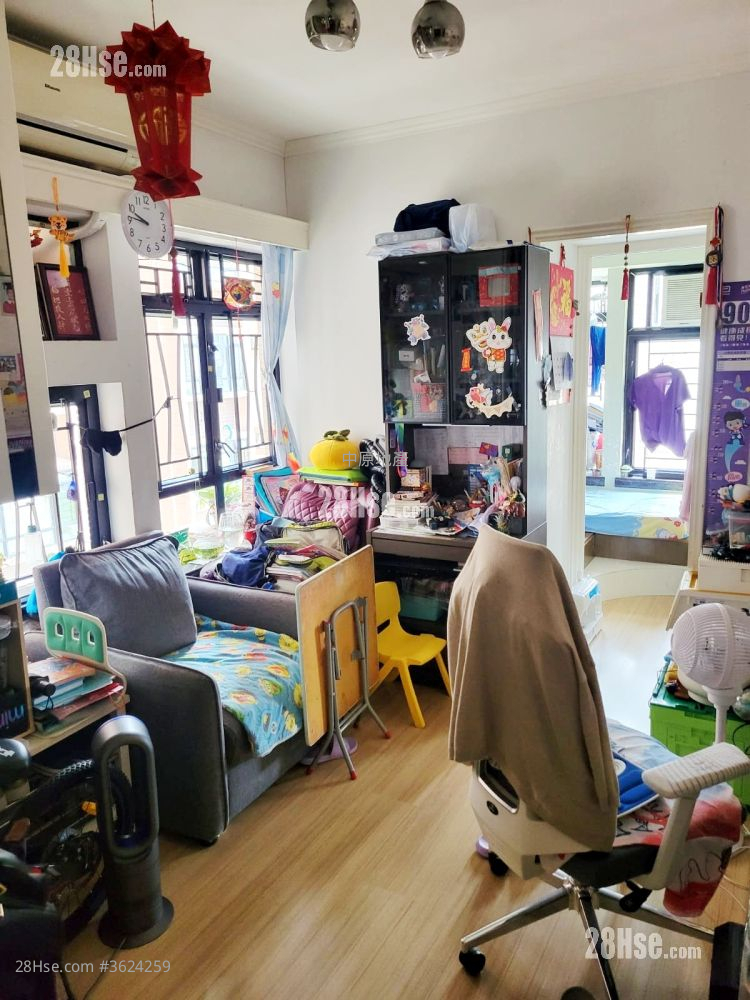 新港城 售盤 2 房 , 1 浴室 338 平方呎 新港城 售盤 2 房 , 1 浴室 338 平方呎