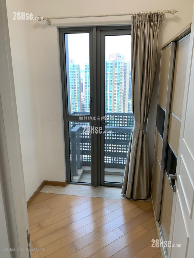 形品 租盤 3 房 , 2 浴室 751 平方呎 形品 租盤 3 房 , 2 浴室 751 平方呎