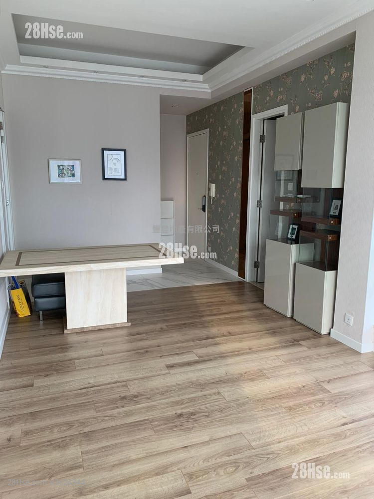 形品 租盤 3 房 , 2 浴室 751 平方呎 形品 租盤 3 房 , 2 浴室 751 平方呎