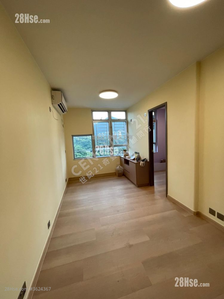 Kam Chun Court Sell 2 Bedrooms , 1 Bathroom 447 ft² Kam Chun Court Sell 2 Bedrooms , 1 Bathroom 447 ft²