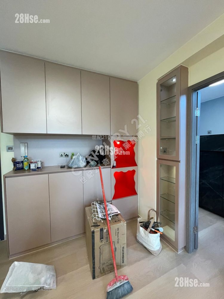 Kam Chun Court Sell 2 Bedrooms , 1 Bathroom 447 ft² Kam Chun Court Sell 2 Bedrooms , 1 Bathroom 447 ft²