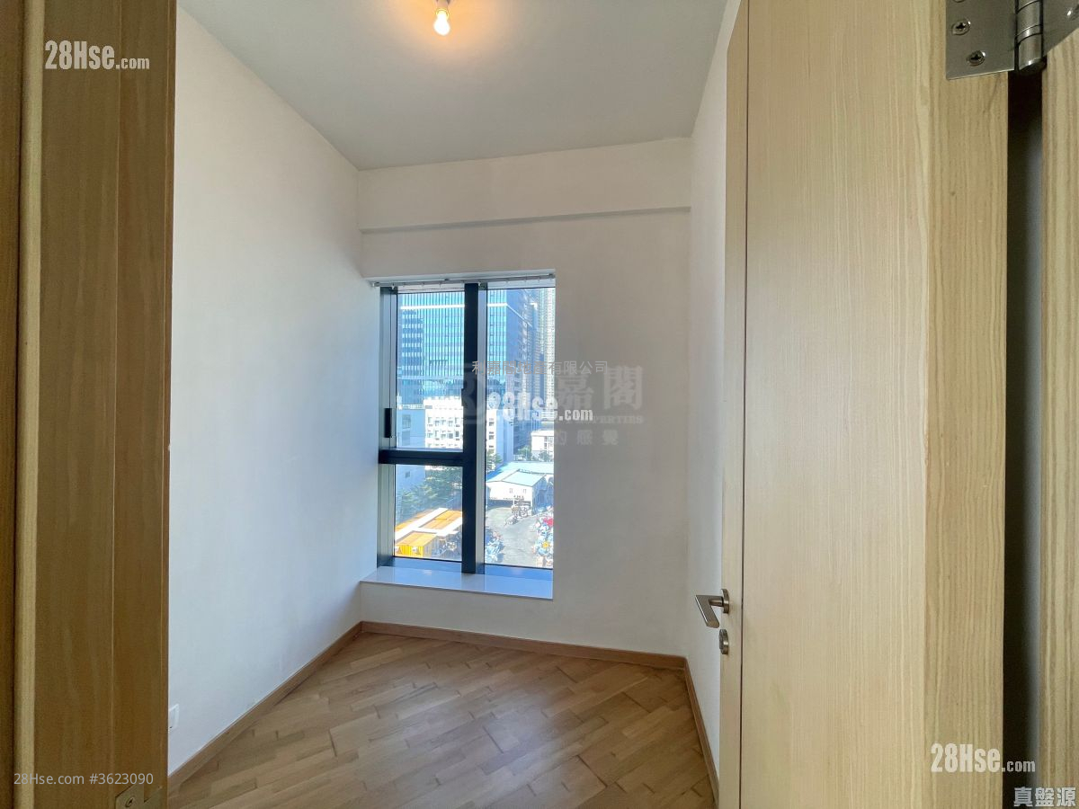 Alto Residences Sell 2 Bedrooms 604 ft² Alto Residences Sell 2 Bedrooms 604 ft²