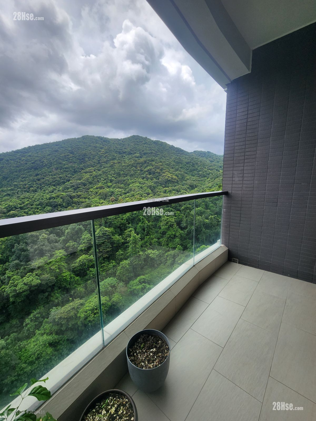 Dragons Range Rental 3 Bedrooms , 2 Bathrooms 985 ft² Dragons Range Rental 3 Bedrooms , 2 Bathrooms 985 ft²