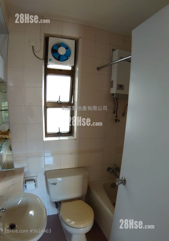 Heng Fa Chuen Sell 2 Bedrooms , 1 Bathroom 473 ft² Heng Fa Chuen Sell 2 Bedrooms , 1 Bathroom 473 ft²