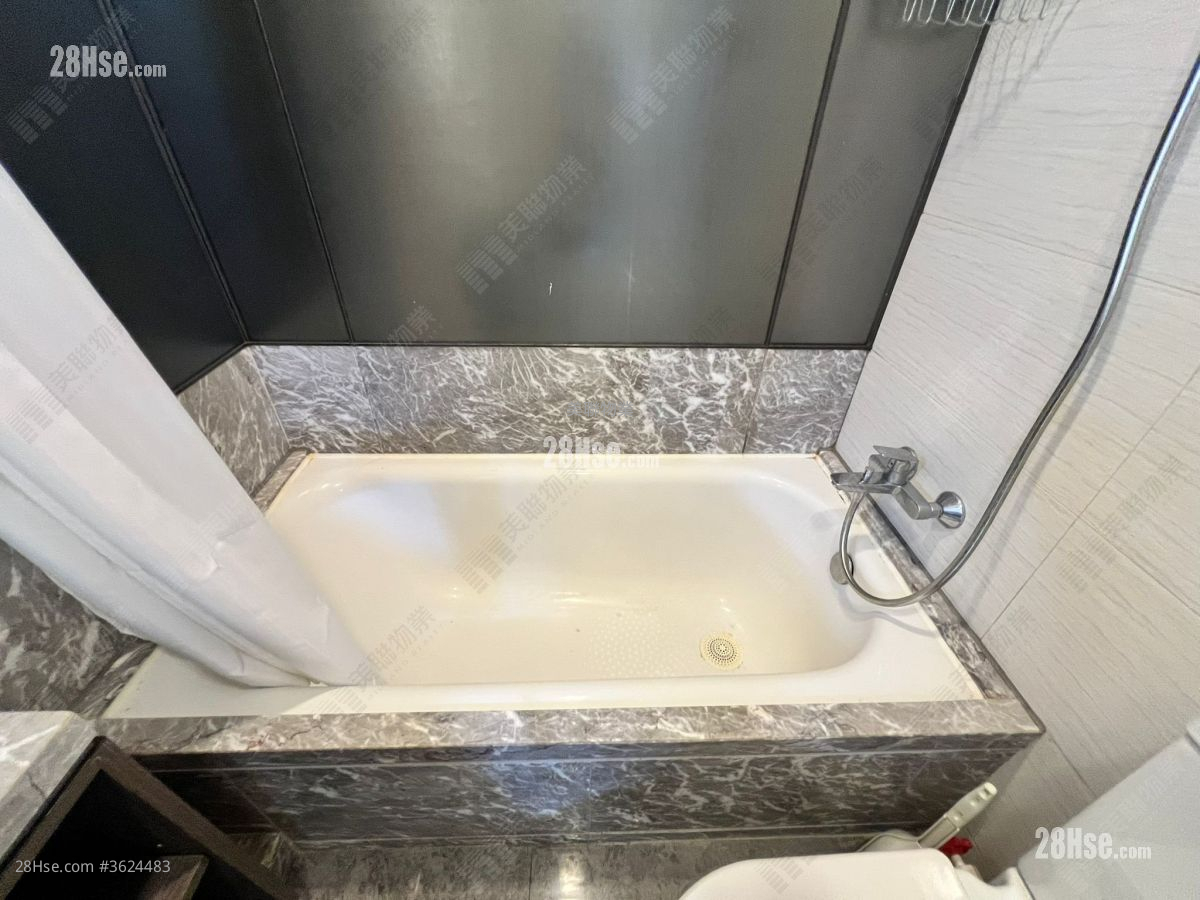 Ocean Pride Rental 391 ft² Ocean Pride Rental 391 ft²